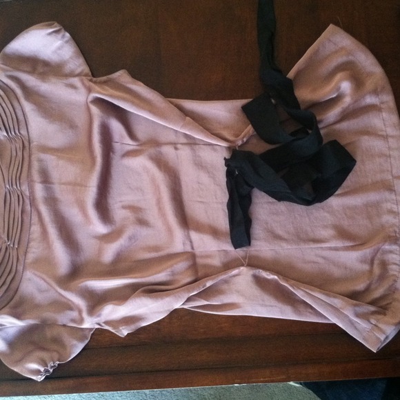 H&M Blouse an Blk Capri Pants!! - Picture 4 of 4