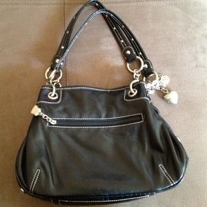 🔴RESERVED🔴 for @reed0341 Black Purse