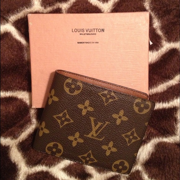 LV Louis Vuitton Billfold Wallet Monogram