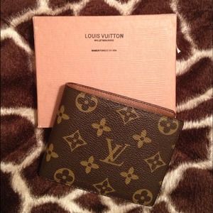 LV Louis Vuitton Billfold Wallet Monogram
