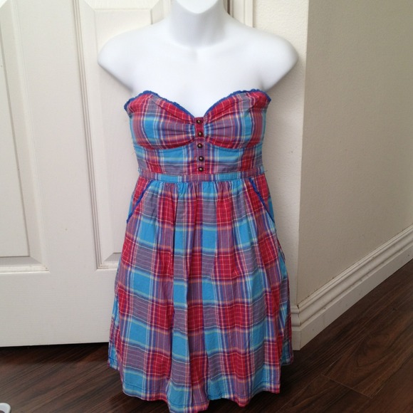 🔴TRADED🔴 Plaid Tube Top From Hollister
