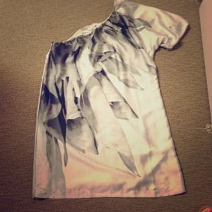 ❌TRADE❌Silver Lauren Conrad one-shoulder