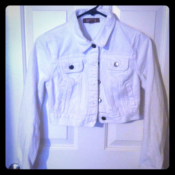 White denim crop jacket