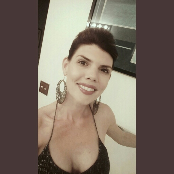 **Closet owner stats** - Picture 4 of 4