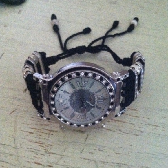 Stainless Steel blingster Quartz movement watch.