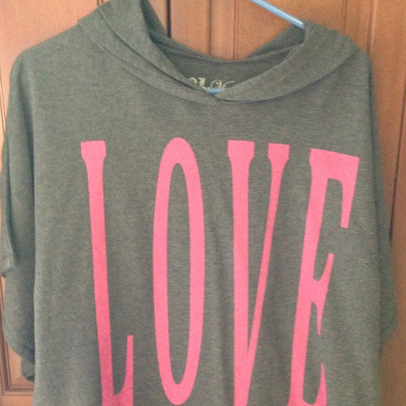 Sold!!  Gray and pink never used poncho.