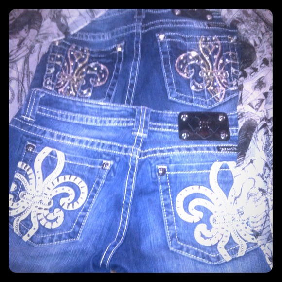 SOLD: miss me jeans, capris and scarf