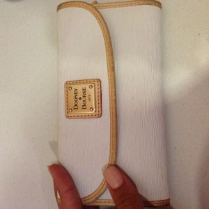 White dooney wallet