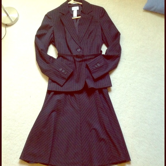 NWOT pinstripe business suit