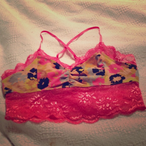 ❤SOLDUrban Outfitters Bandeau