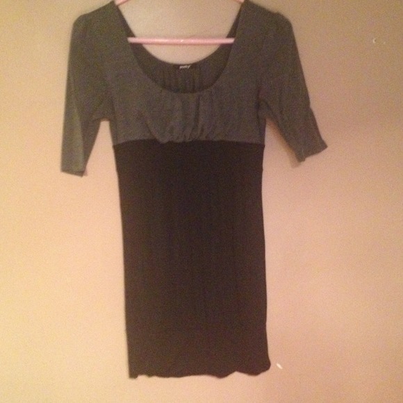 Black and grey shirt/dress.