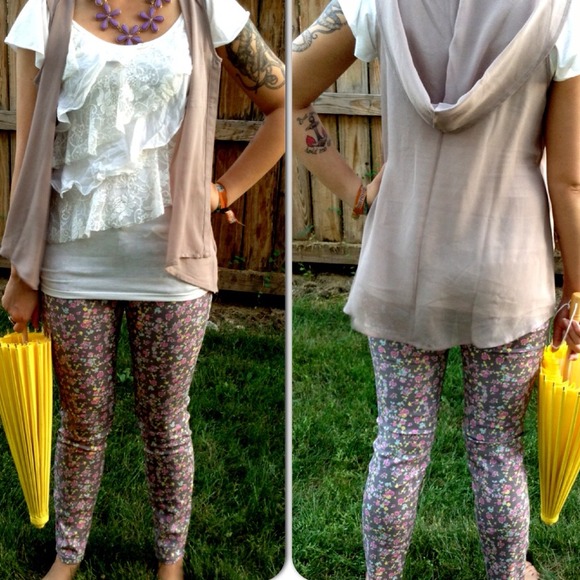 💋SALE💋Floral Pants
