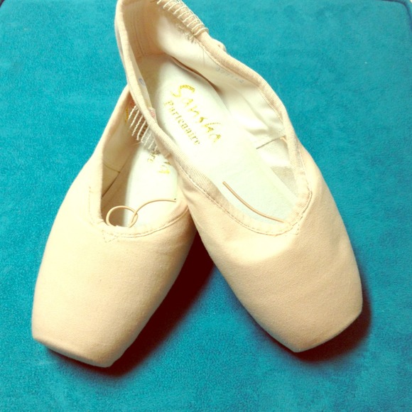 Ballet Pointe Sansha Canvas Pointe Shoes Size 9 W