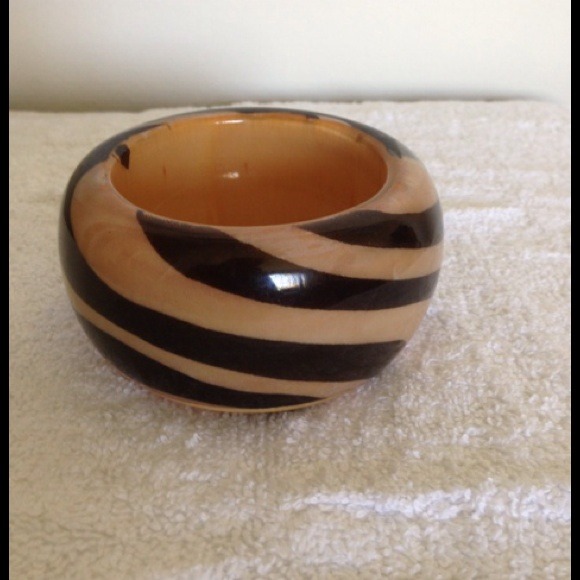 Dark Brown and Tan Hammer Bracelet - Picture 2 of 4