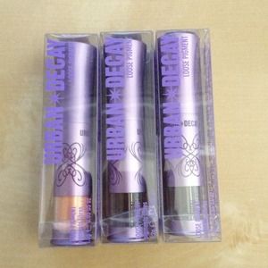 Urban Decay Loose pigment set