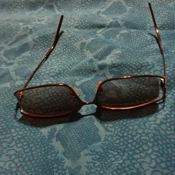 ✂️price cut✂️FENDI sunglasses made in Italy