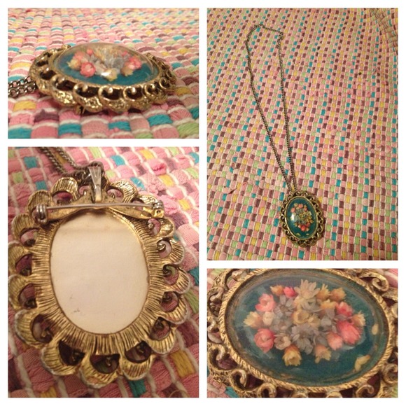 ✨REDUCED✨Vintage Pendant/ Brooch