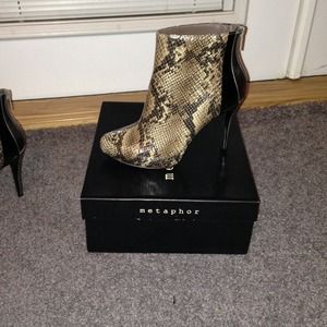 Snake skin booties (BRAND NEW) Snake skin booties (BRAND NEW)
