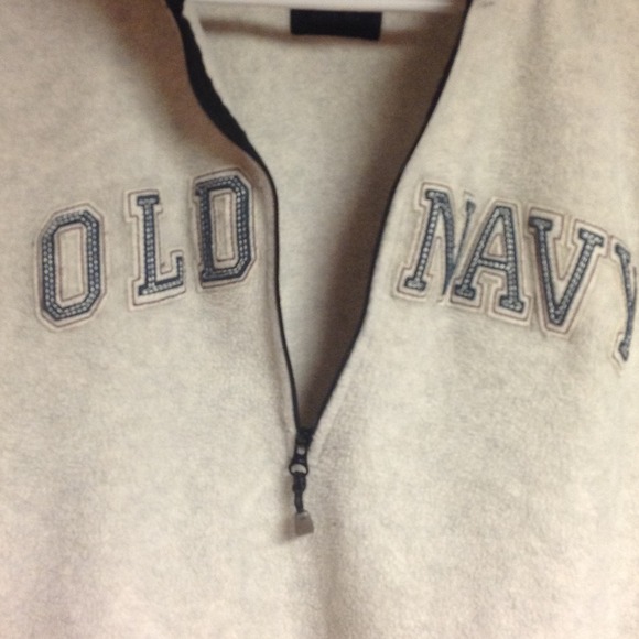 Fleece 1/4 zip sweatshirt - Picture 3 of 3