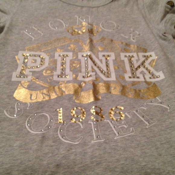 📌Sold📌Size S VS Pink bling tee