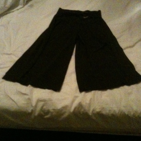 Brown Capri