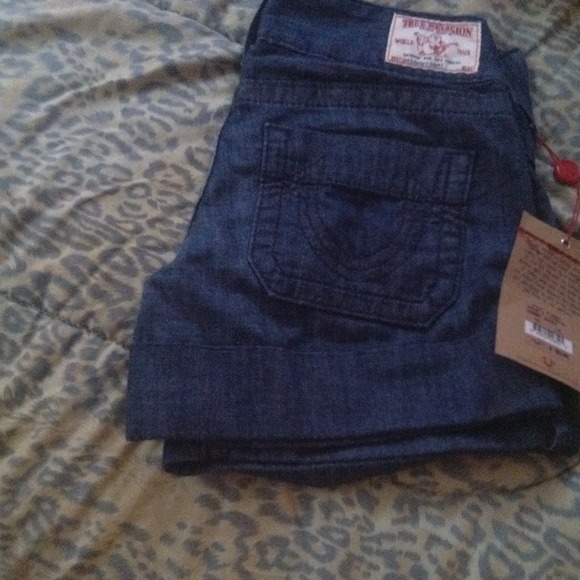 True religion shorts