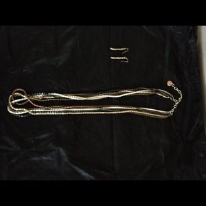 Lovely multi tone metal necklace.