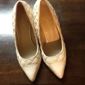 💐Reserved for amarie1102💐Shoe dazzle shoes