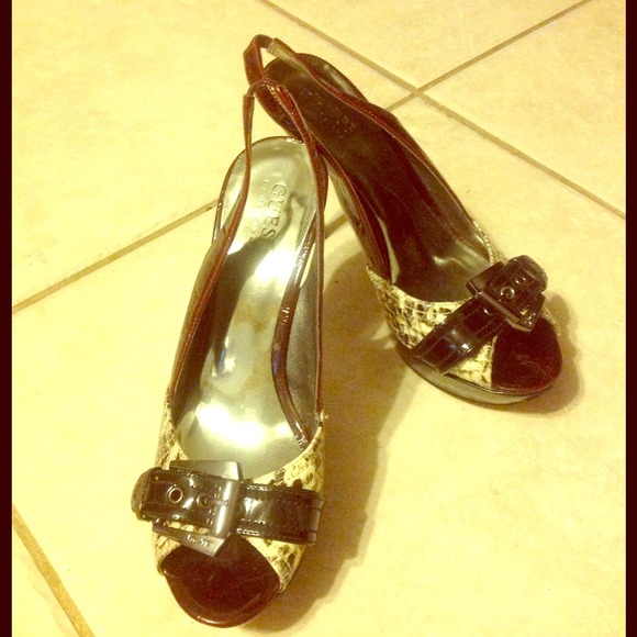 Guess faux croc in multicolor size 8 - Picture 1 of 1