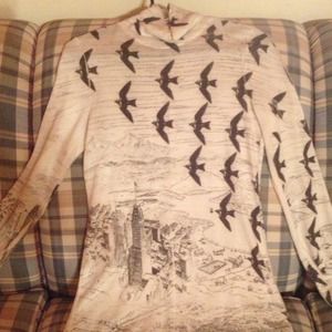 Sweater dress with town design and birds