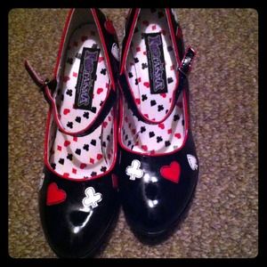 Queen of hearts shoes