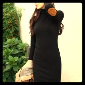 Turtleneck Patched Dress (b)