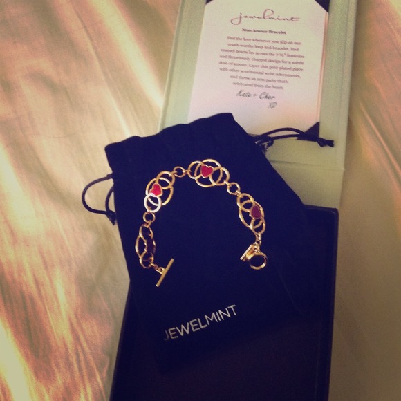 Jewelmint Mon Amour Bracelet gold plated - Picture 1 of 2