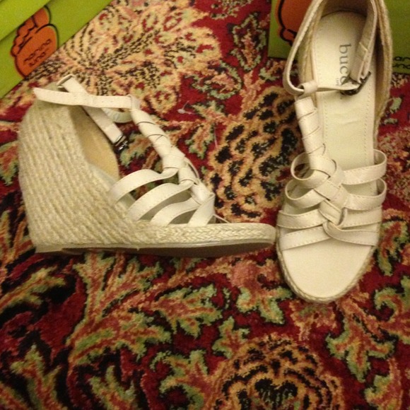 Bucco Italian wedge espadrilles leather beige