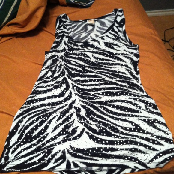 BKE Large zebra tank top