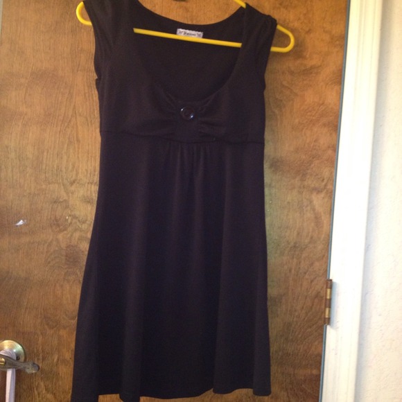 👍REDUCED👍F21 Little black dress - Picture 2 of 4
