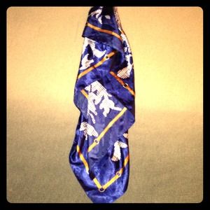 Vintage silk wrap blue and white pattern scraf