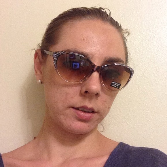 ❤️SOLD OUT❤️Item 333/1. Any 2 Pairs x $26 - Picture 4 of 4