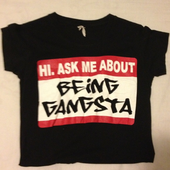 ⛔SOLD⛔Funny little black tee :)