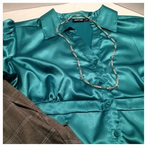 **SOLD** Green satin button front shirt