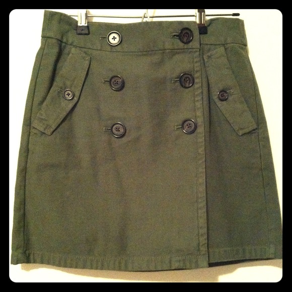 J Crew Army Green Wrap Around Skirt: Size 0 - Picture 1 of 3