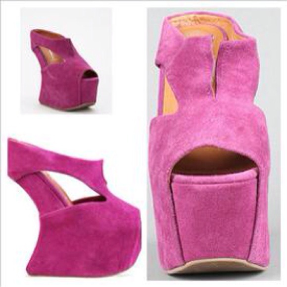 **SOLD** Jeffrey Campbell Tonite Wedge BNIB