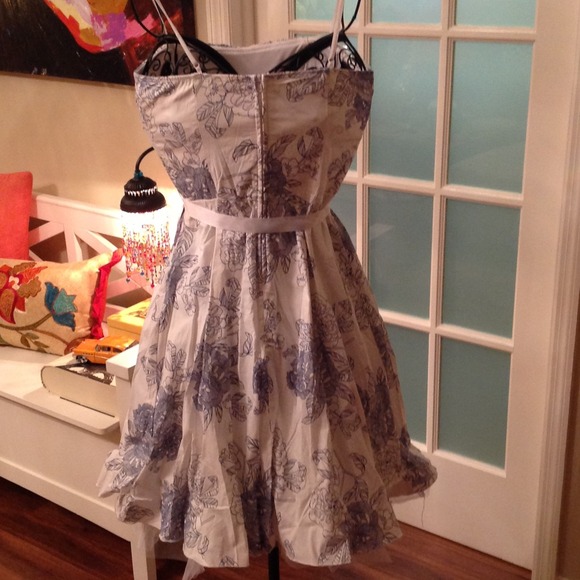 Sold - Picture 2 of 4