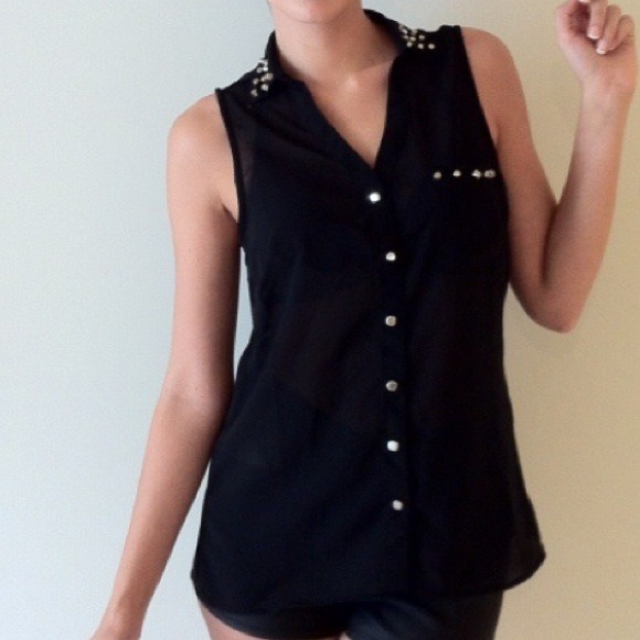 Black stud blouse - Picture 1 of 3