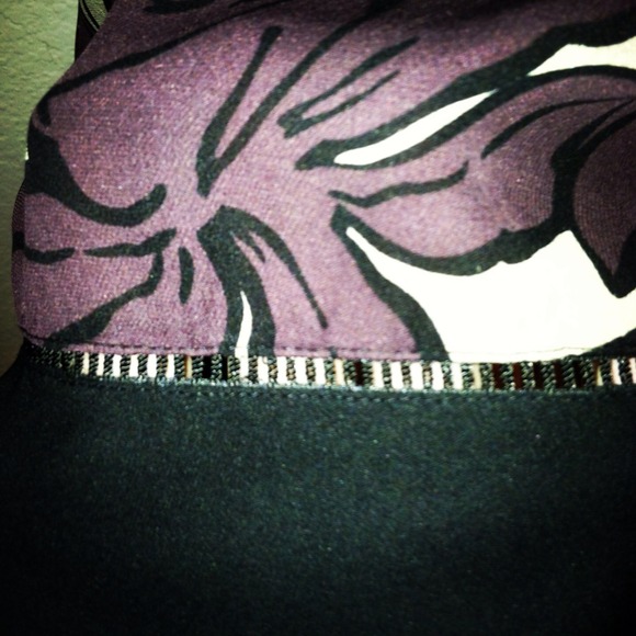 *BCBG* Purple tank ~ Cute Going Out Shirt! - Picture 3 of 4