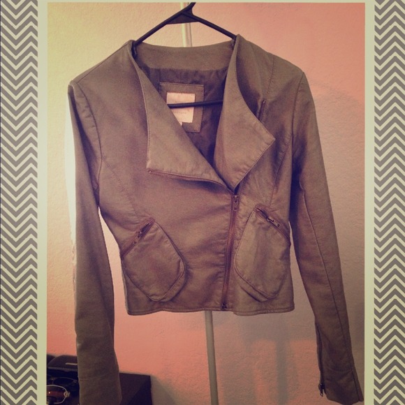Romeo and Juliet grey faux leather jacket