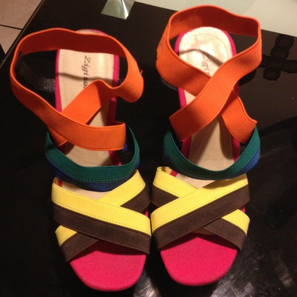 very comfy and match with variety for colors!!