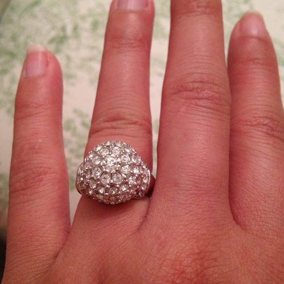 Ring - Picture 4 of 4