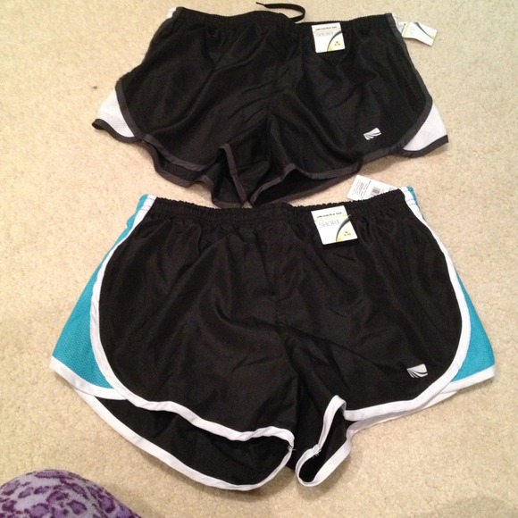 ❌SOLD❌ 2 pair of running shorts. Size medium.