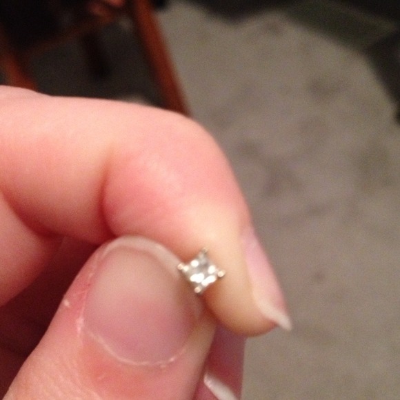 Real diamond mismatch